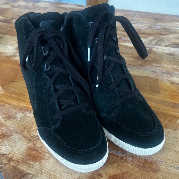 Sorel Out N About Black Wedge Bootie Sneaker Size 9 - Picture 5 of 11